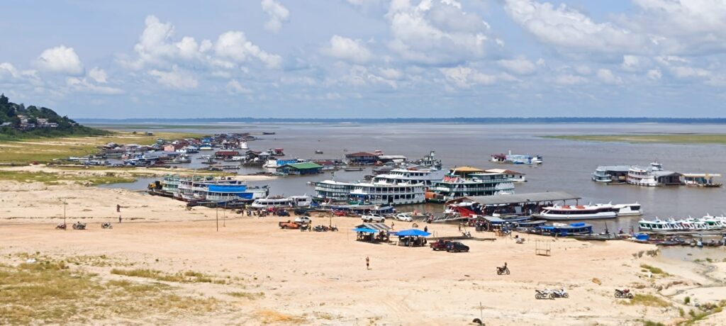 Entrada da cidade de Tefé no Amazonas - Foto: Jader Gama